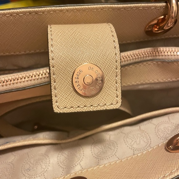 Michael Kors Cynthia Satchel, Medium - Picture 6 of 11